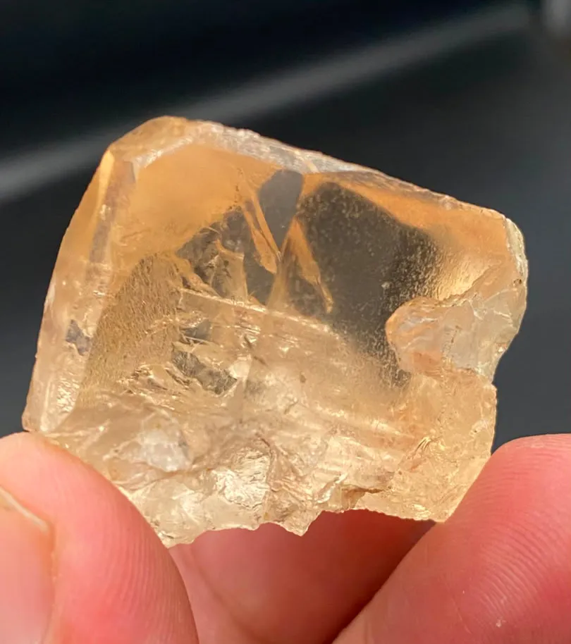 Natural Topaz Crystal 44 Grams Faceted Grade from Pakistan, Gilgit-Baltistan, Shigar District, Basha Valley - image 4