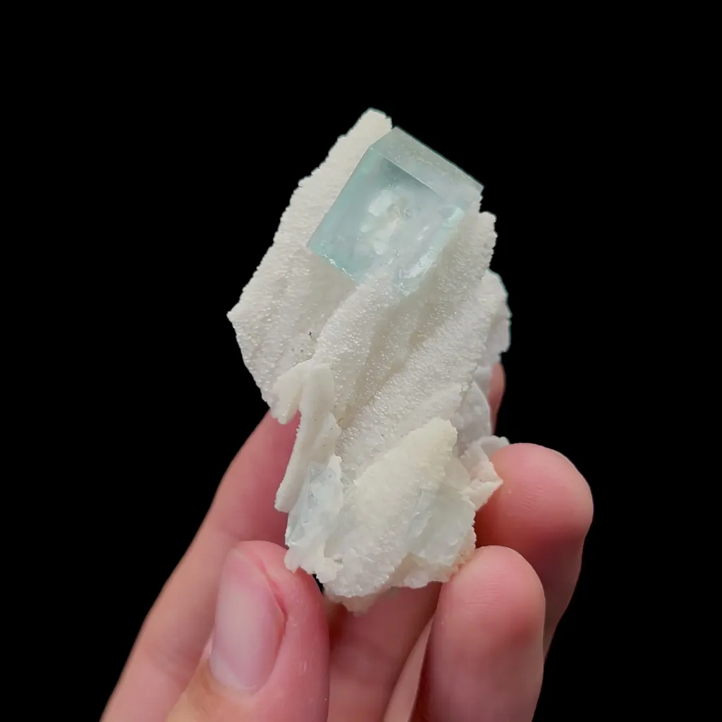 Natural Transparent Blue Cubic Fluorite and Calcite Mineral Specimen,High Quality Specimen,DA GUI SHAN,GUANGXI,CHINA(50*40*35mm) - image 2