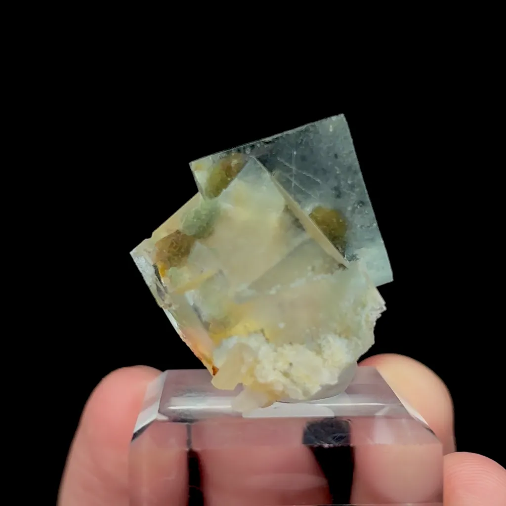 Natural Transparent Blue Fluorite Mineral Specimen,High Quality Specimen,YAO GANG XIAN,HUNAN,CHINA(29*24*24mm) - image 2