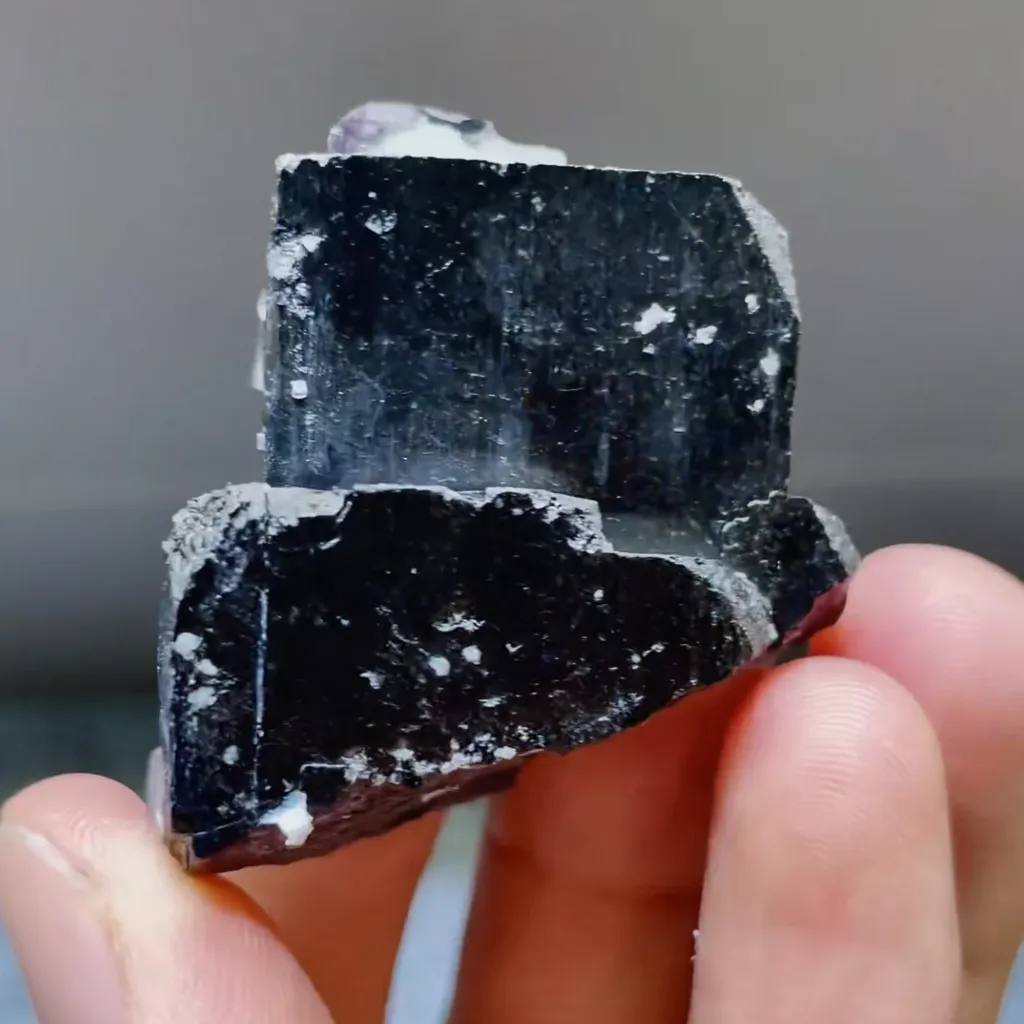 Natural Transparent Cubic Fluorite and Black Stylolite Symbiosis comes from Yaogangxian,China 40*20*40MM - image 3