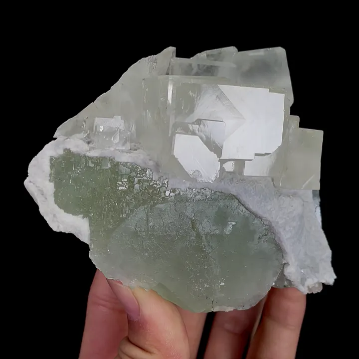Natural Transparent Cubic Fluorite and Green Fluorite, Mineral Specimen:Xianghualing,Hunan (110*85*60MM) image