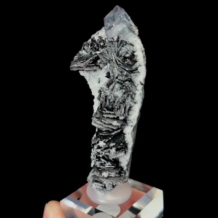 Natural Transparent Cubic Fluorite and Huebnerite, Mineral Specimen:Yaogangxian,Hunan (30*70*20MM) - image 3
