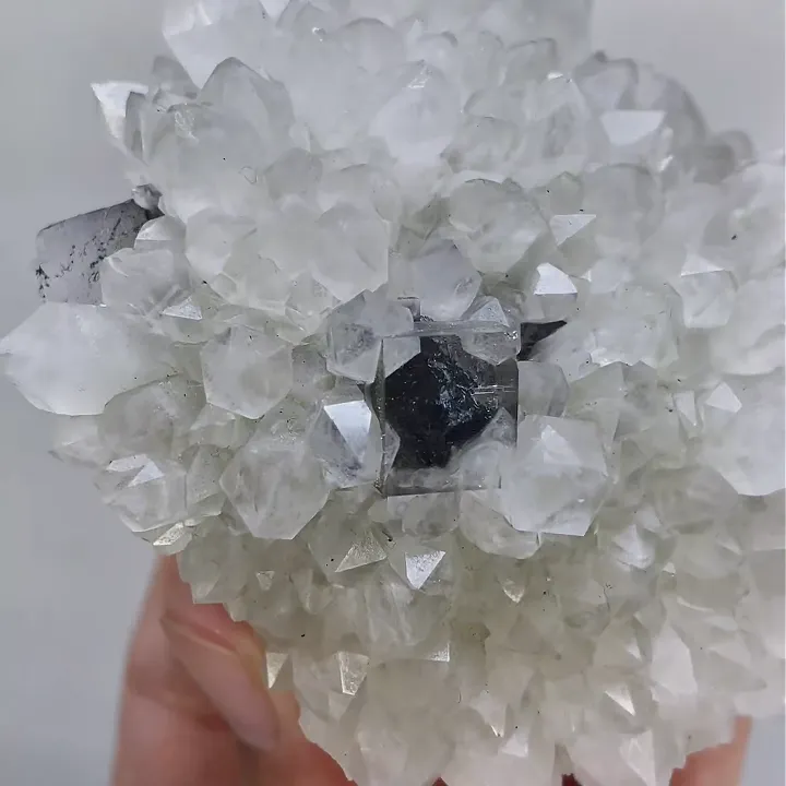 Natural Transparent Cubic Fluorite and Quartz Cluster comes from Inner Mongolia,China 85*85*40MM - image 4