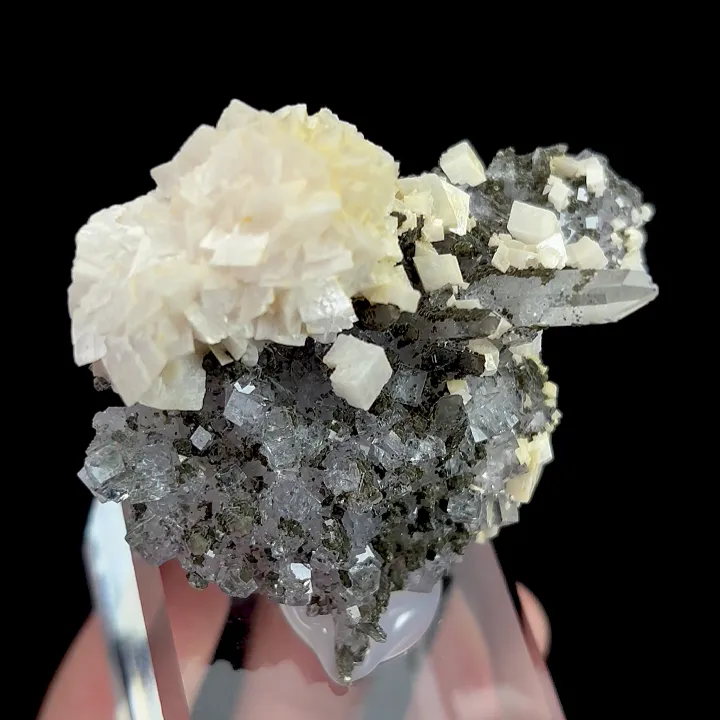 Natural Transparent Cubic Fluorite and Quartz Cluster with Dolomite, Mineral Specimen:Shizhuyuan,Hunan (55*25*40MM) image