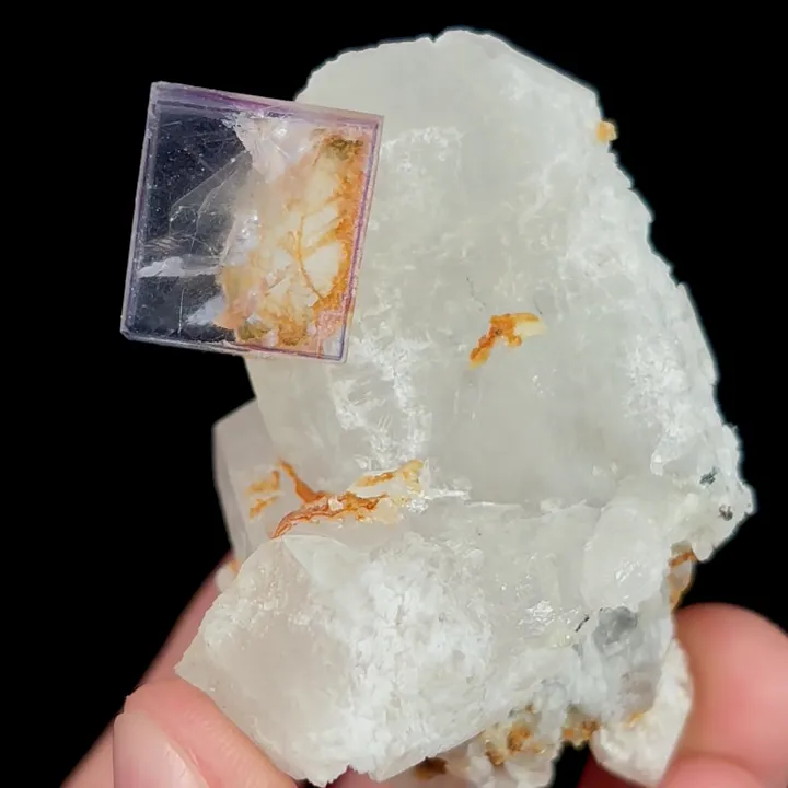 Natural Transparent Cubic Fluorite and Quartz, Mineral Specimen:Yaogangxian,Hunan (40*65*40MM) - image 2