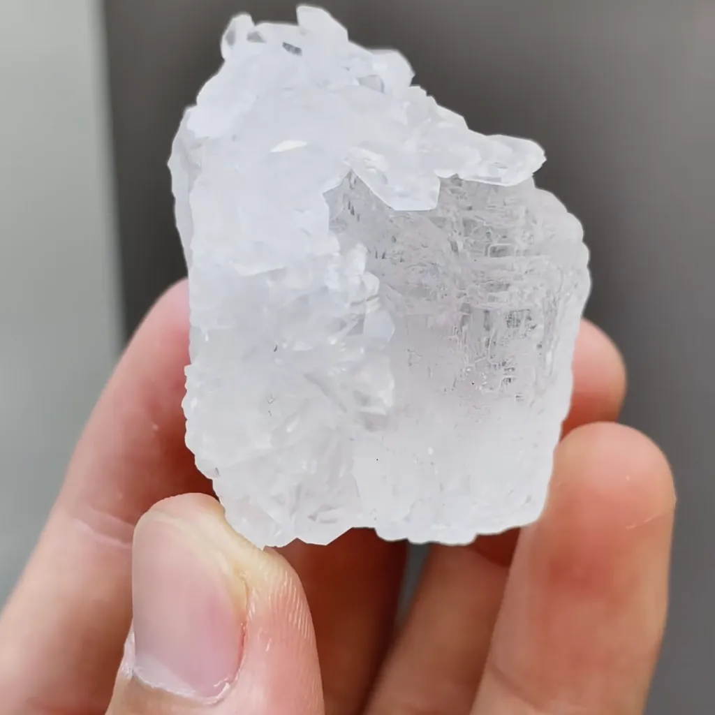 Natural Transparent Cubic Fluorite comes from Xianghualing,Hunan 40*35*40MM - image 2