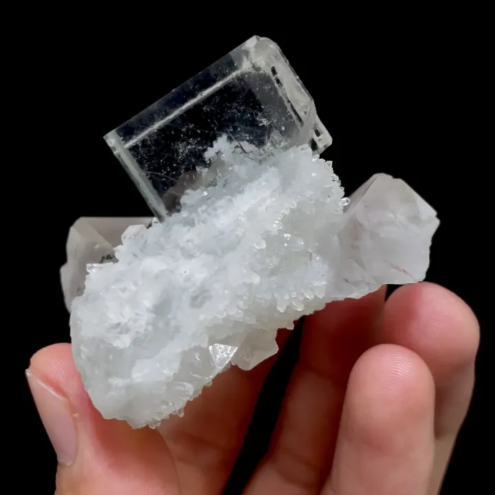 Natural Transparent Cubic Fluorite comes from Xianghualing,Hunan 50*50*30MM - image 5