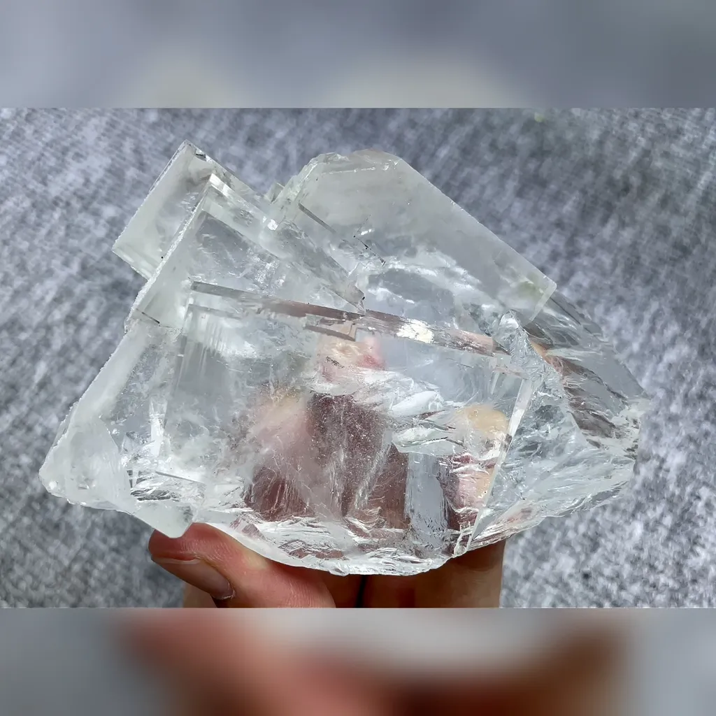 Natural Transparent Cubic Fluorite comes from Xianghualing,Hunan 95*70*50MM - image 6
