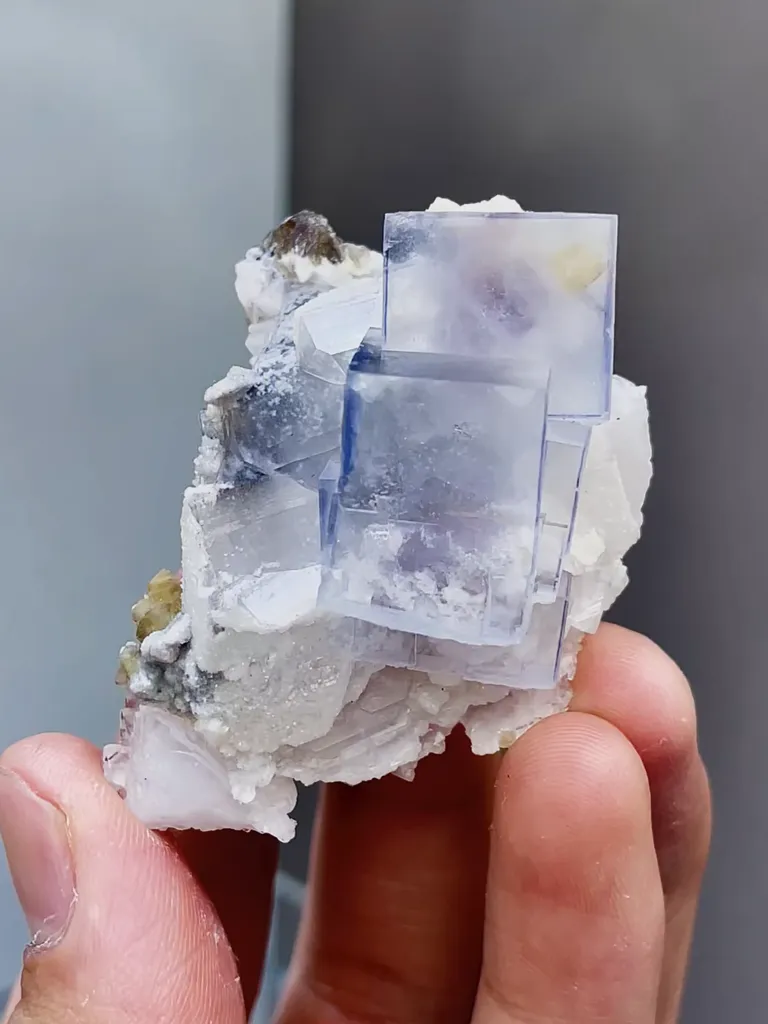Natural Transparent Cubic Fluorite comes from Yaogangxian,Hunan 35*30*50MM image
