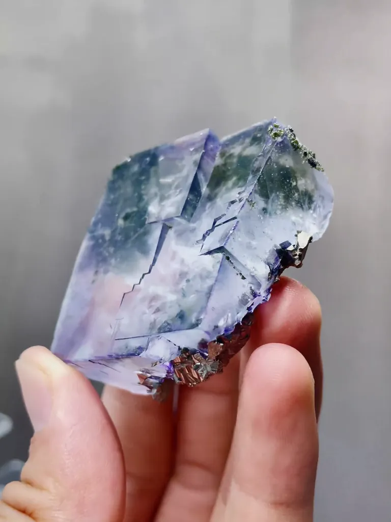 Natural Transparent Cubic Fluorite comes from Yaogangxian,Hunan 45*20*40MM - image 4