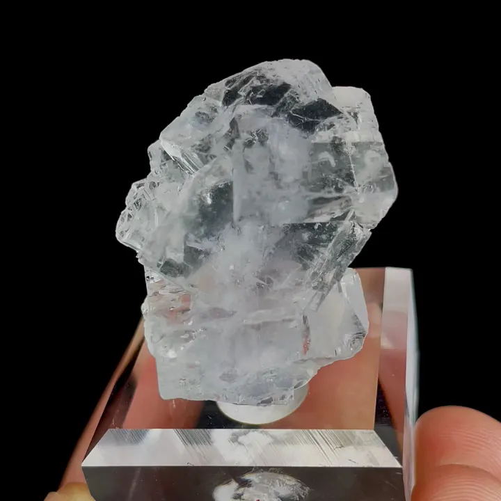 Natural Transparent Cubic Fluorite, Mineral Specimen: Xianghualing,Hunan (25*25*20MM) image