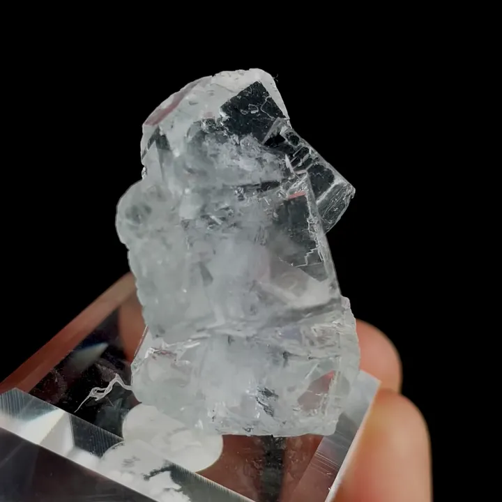 Natural Transparent Cubic Fluorite, Mineral Specimen: Xianghualing,Hunan (25*25*20MM) - image 4