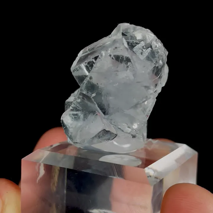 Natural Transparent Cubic Fluorite, Mineral Specimen: Xianghualing,Hunan (25*25*20MM) - image 6