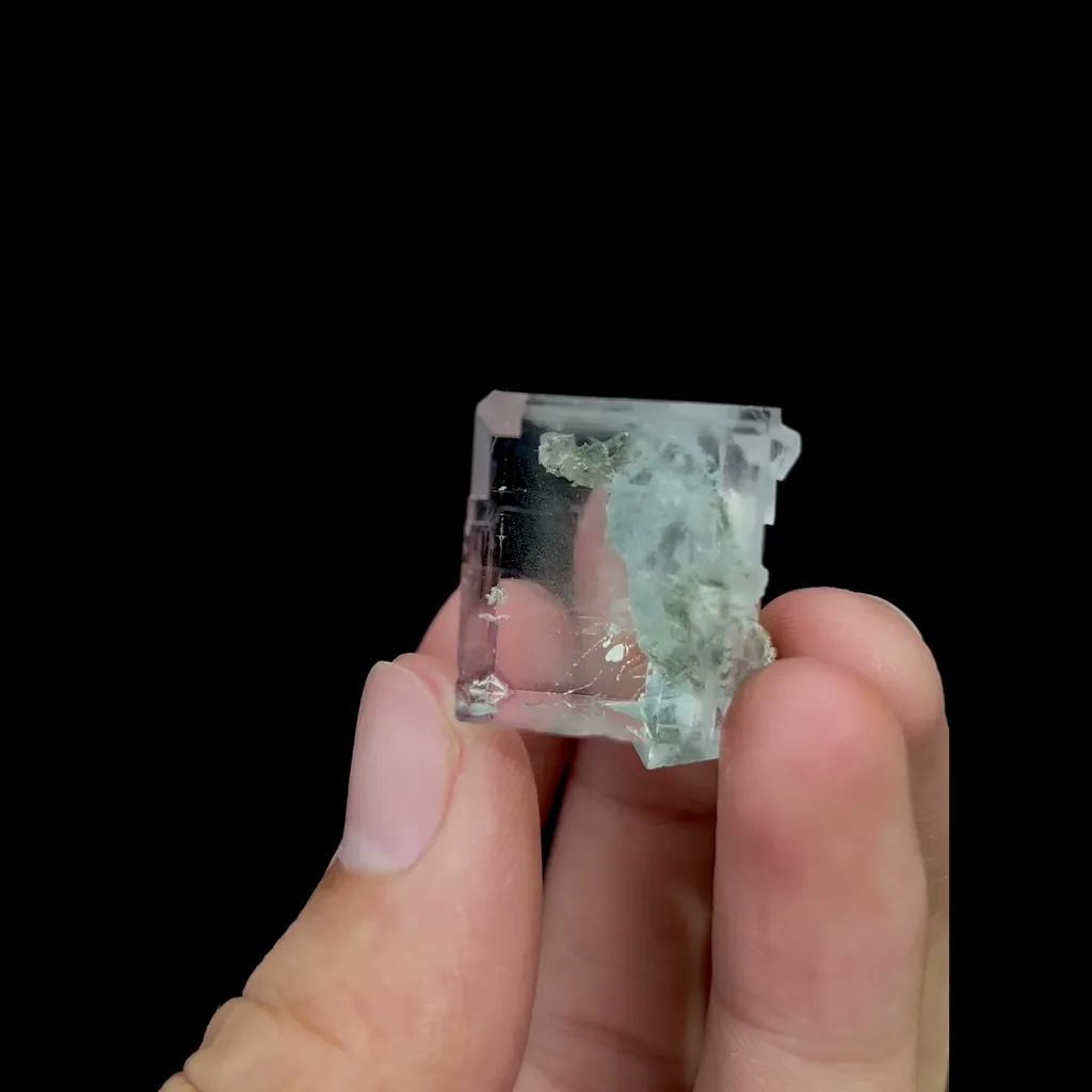 Natural Transparent Cubic Fluorite Mineral Specimen,High Quality Specimen,ZHEJIANG,CHINA(25*28*20mm) - image 3