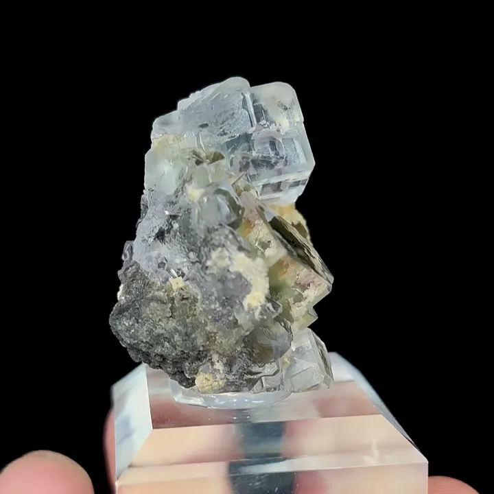 Natural Transparent Cubic Fluorite, Mineral Specimen:Xianghualing,Hunan (25*30*20MM) - image 3