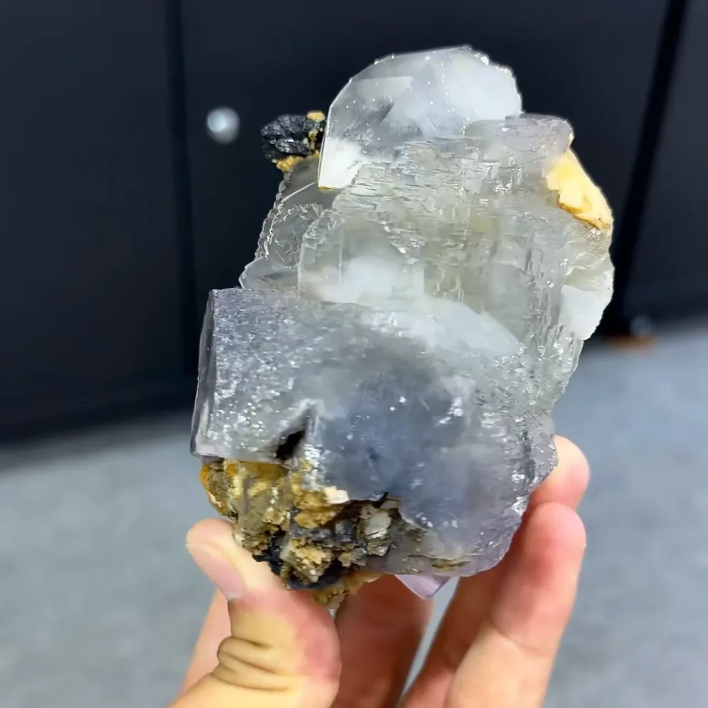 Natural Transparent Fluorite and Quartz Symbiosis comes from Yaogangxian,China 70*70*100MM image