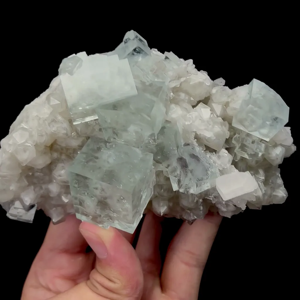 Natural Transparent Fluorite with Crystal Mineral Specimen,High Quality Specimen,ZHEJIANG,CHINA(122*74*50mm) - image 2