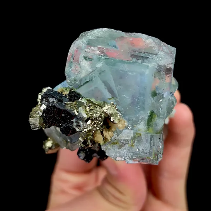 Natural Transparent Fluorite with Quartz and Pyrite, Mineral Specimen:Yaogangxian,Hunan (50*75*45MM) - image 4