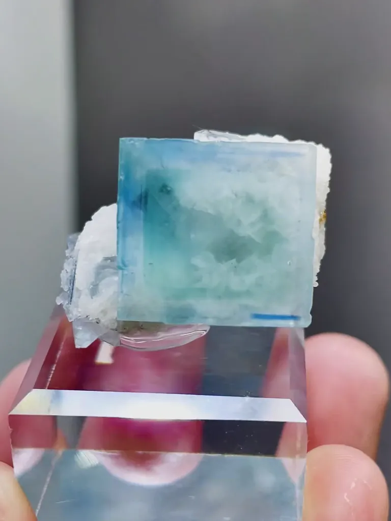 Natural Transparent Glassy Fluorite comes from Zhejiang,China 29*20*20MM - image 5