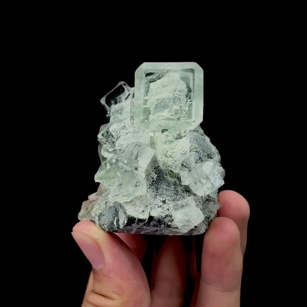 Natural Transparent Glassy Fluorite Mineral Specimen,High Quality Specimen,XIANGHUALING,HUNAN,CHINA(50*49*56mm) image
