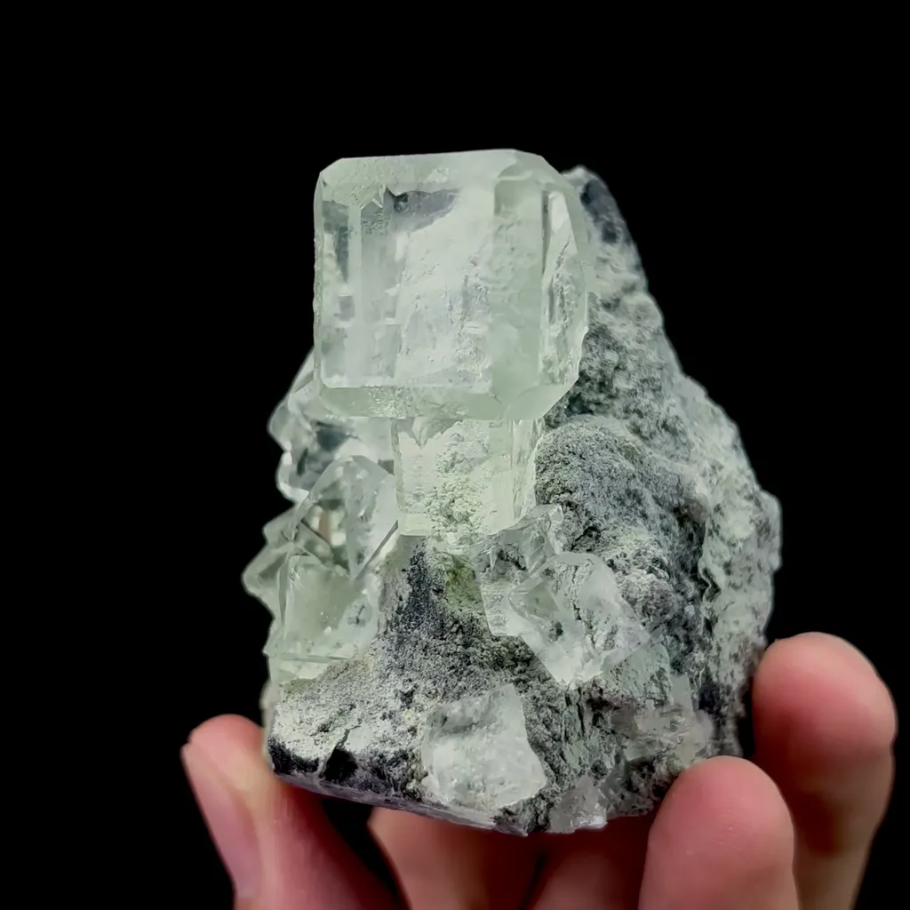 Natural Transparent Glassy Fluorite Mineral Specimen,High Quality Specimen,XIANGHUALING,HUNAN,CHINA(50*49*56mm) - image 2