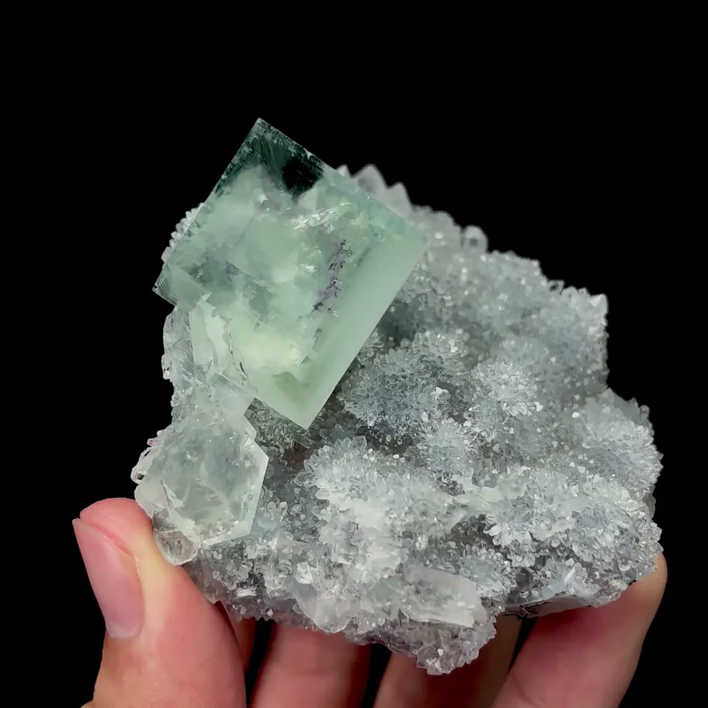 Natural Transparent Green Cubic Fluorite and Crystal Mineral Specimen,High Quality Specimen,ZHEJIANG,CHINA(81*68*50mm) - image 3