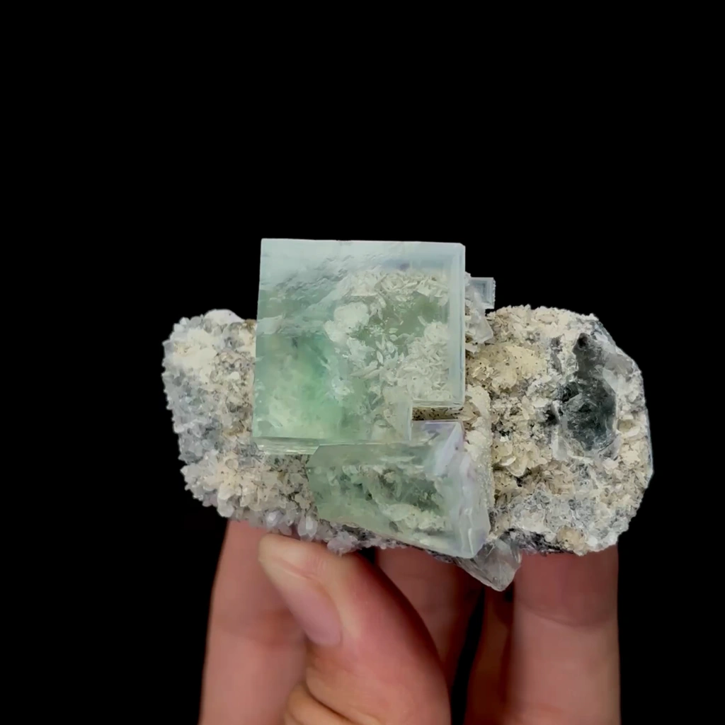 Natural Transparent Green Cubic Fluorite Mineral Specimen,High Quality Specimen,ZHEJIANG,CHINA(35*63*40mm) image