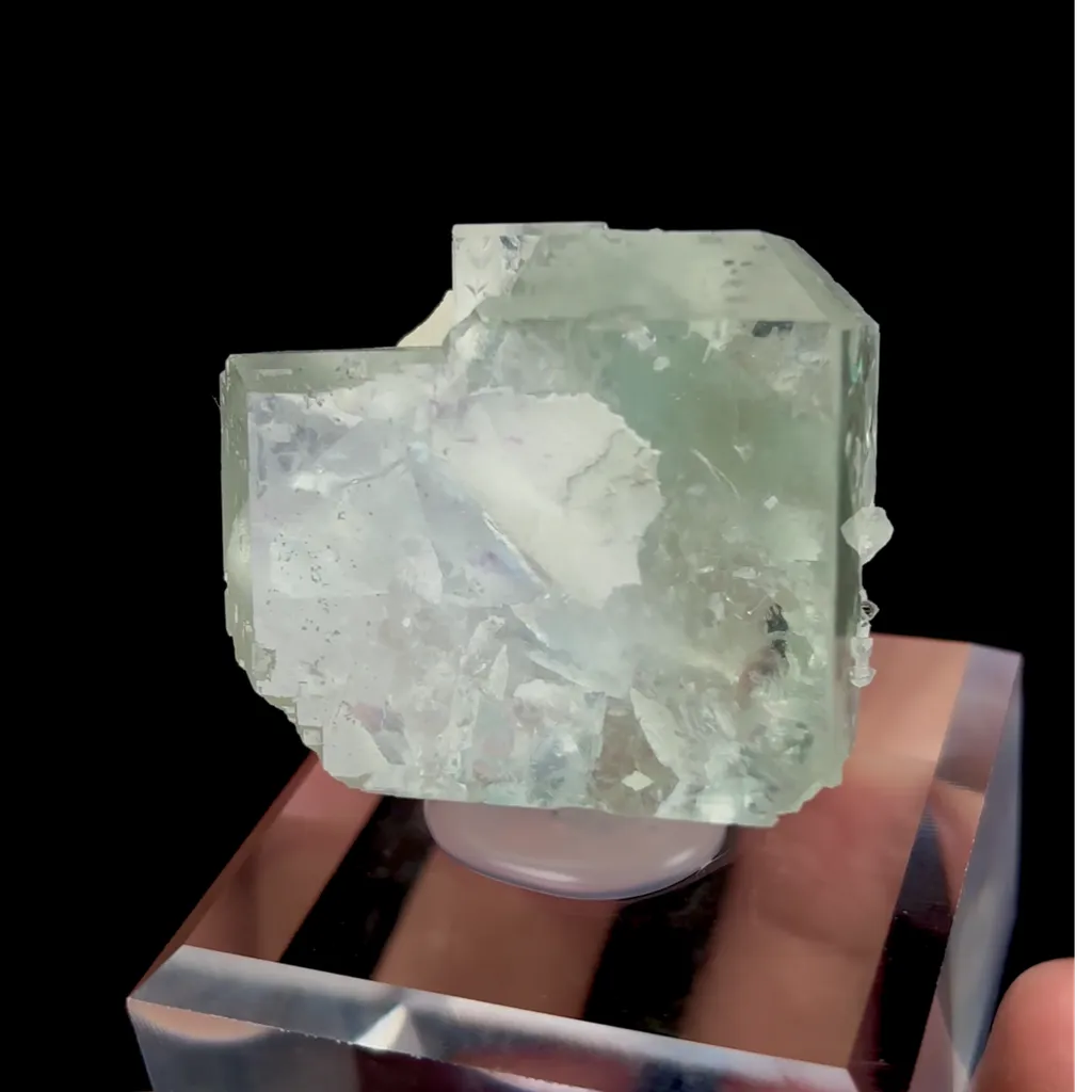 Natural Transparent Green Fluorite Mineral Specimen,High Quality Specimen,ZHEJIANG,CHINA(41*32*36mm) image