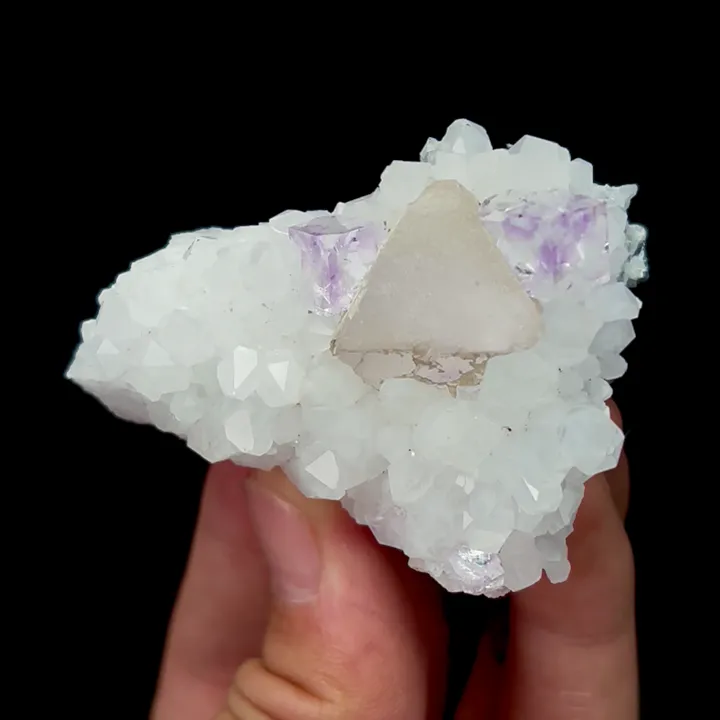 Natural Transparent Octahedral Fluorite and Quartz Cluster, Mineral Specimen:Zhejiang,China (60*45*30MM) - image 4