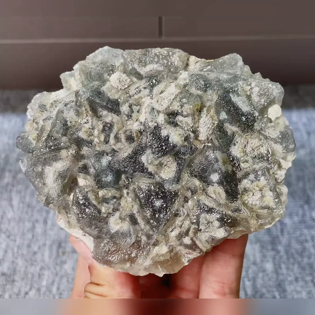 Natural Transparent Octahedral Fluorite comes from Zhejiang,China 100*85*30MM - image 2