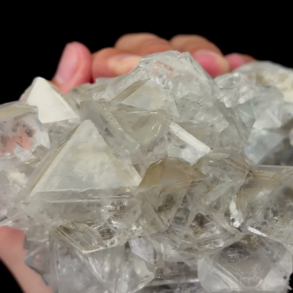 Natural Transparent Octahedral Fluorite Mineral Specimen,High Quality Specimen,HUANGGANG LIANG,INNER MONGOLIA,CHINA(146*96*95mm) - image 3