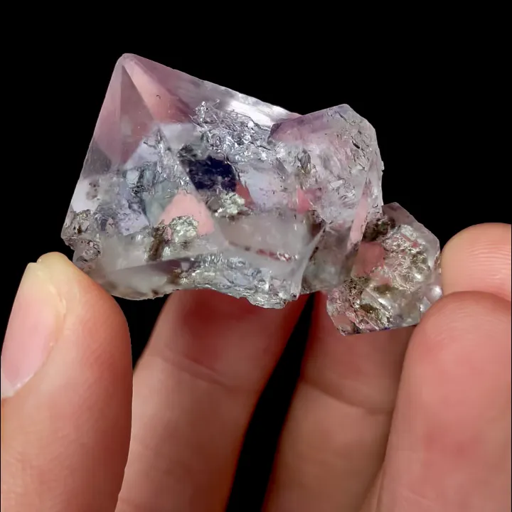 Natural Transparent Octahedral Fluorite,Mineral Specimen: Inner Mongolia,China (35*25*20MM) image