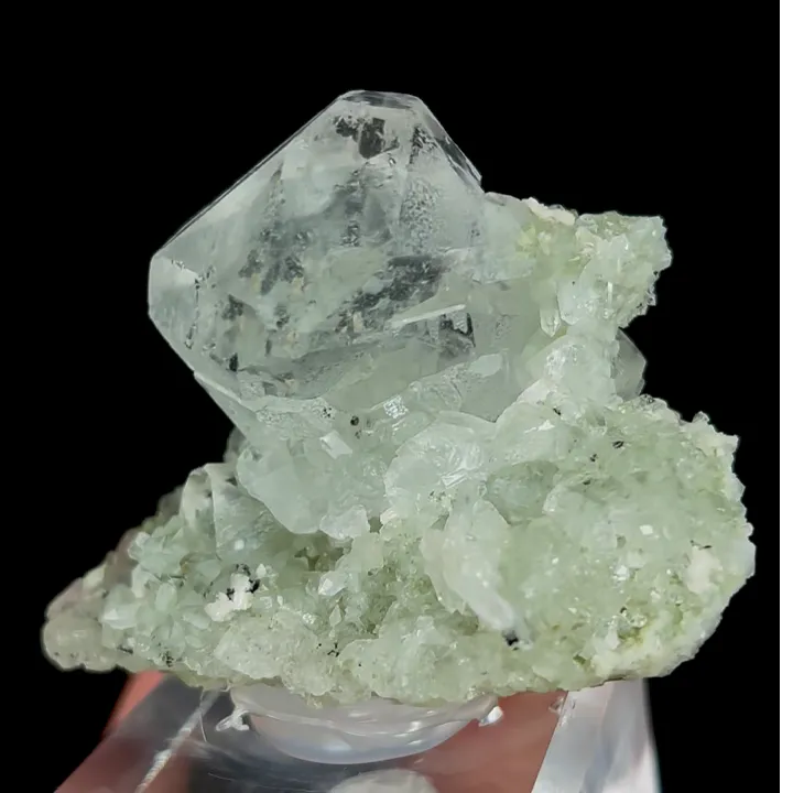 Natural Transparent Polyhedral Fluorite, Mineral Specimen: Inner Mongolia,China (55*30*35MM) - image 5