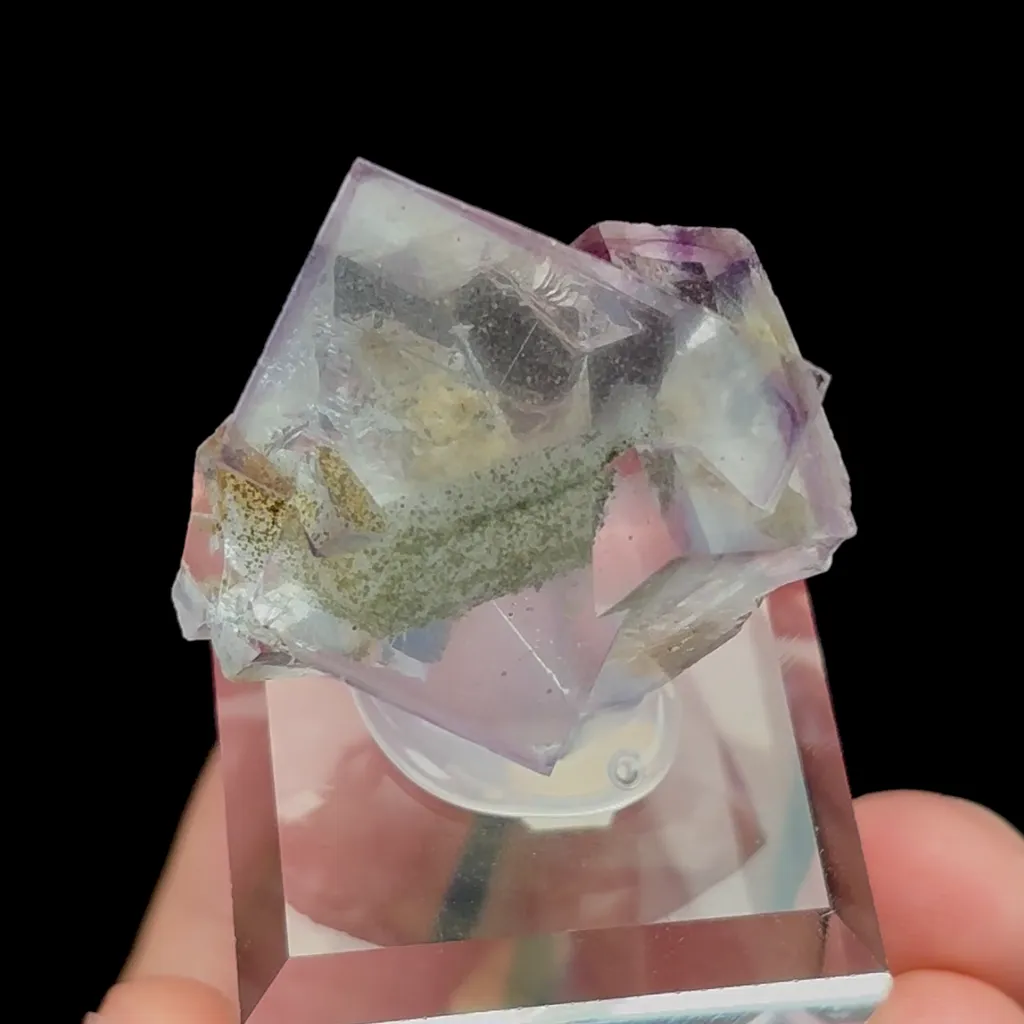 Natural Transparent Purple Fluorite Mineral Specimen,High Quality Specimen,YAO GANG XIAN,HUNAN,CHINA(27*27*24mm) image
