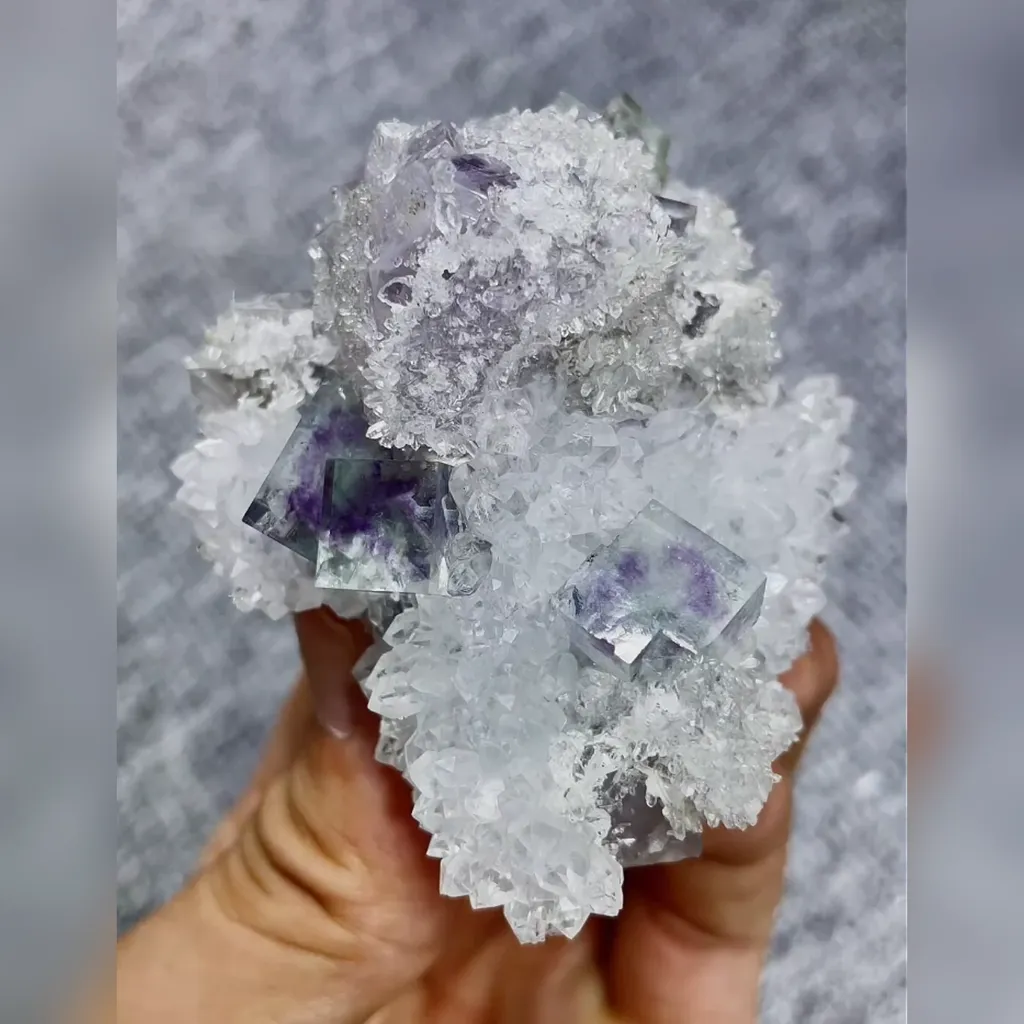 Natural Transparent Purple Phantom Fluorite and Quartz Symbiosis comes from Zhejiang,China 60*65*40MM image