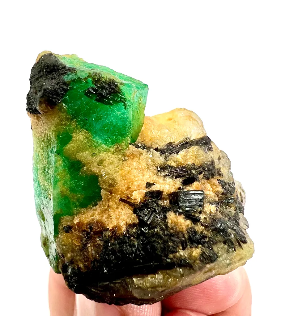 Natural Unique Emerald from Pakistan - image 10