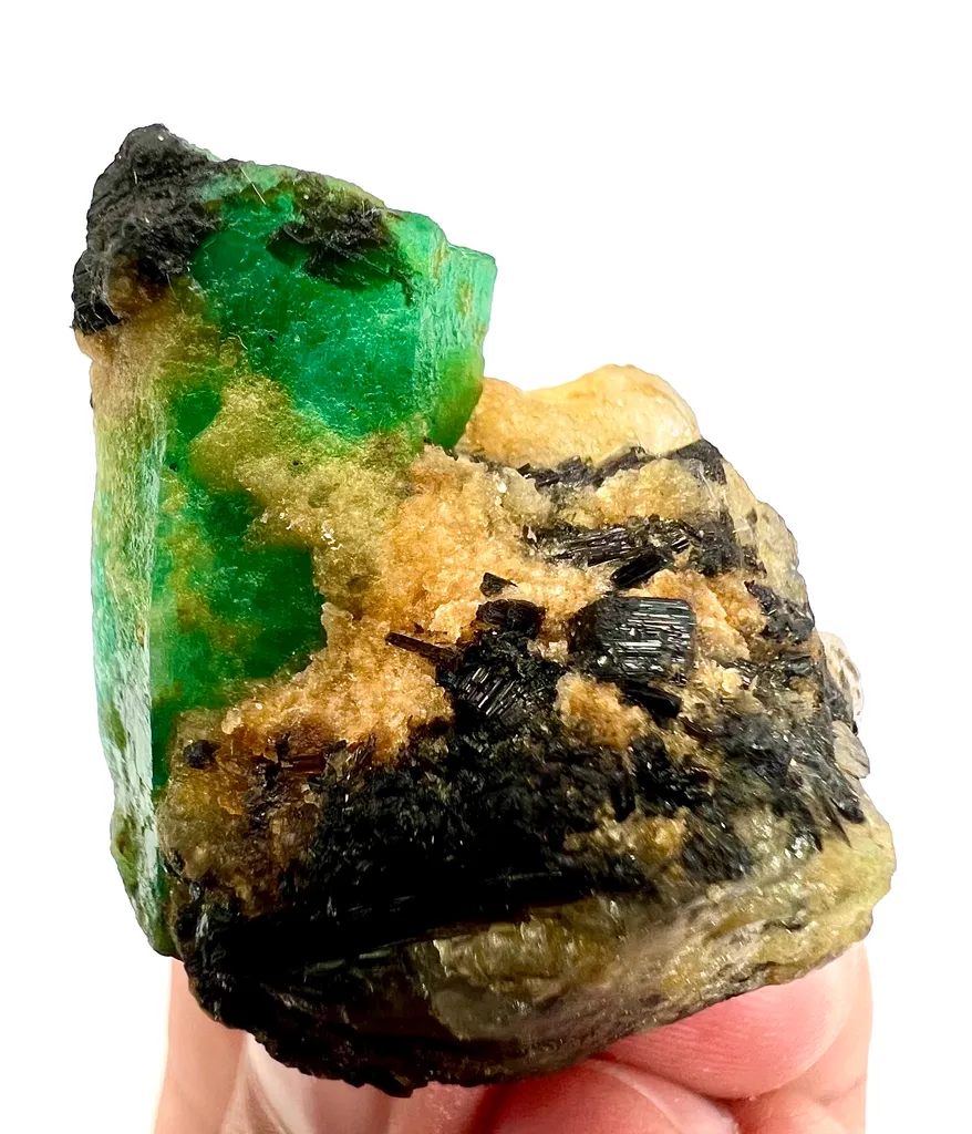 Natural Unique Emerald from Pakistan - image 8