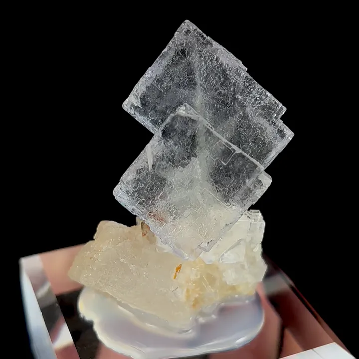 Natural White Transparent Cubic Fluorite, Mineral Specimen:Xianghualing,Hunan (40*40*25MM) - image 5