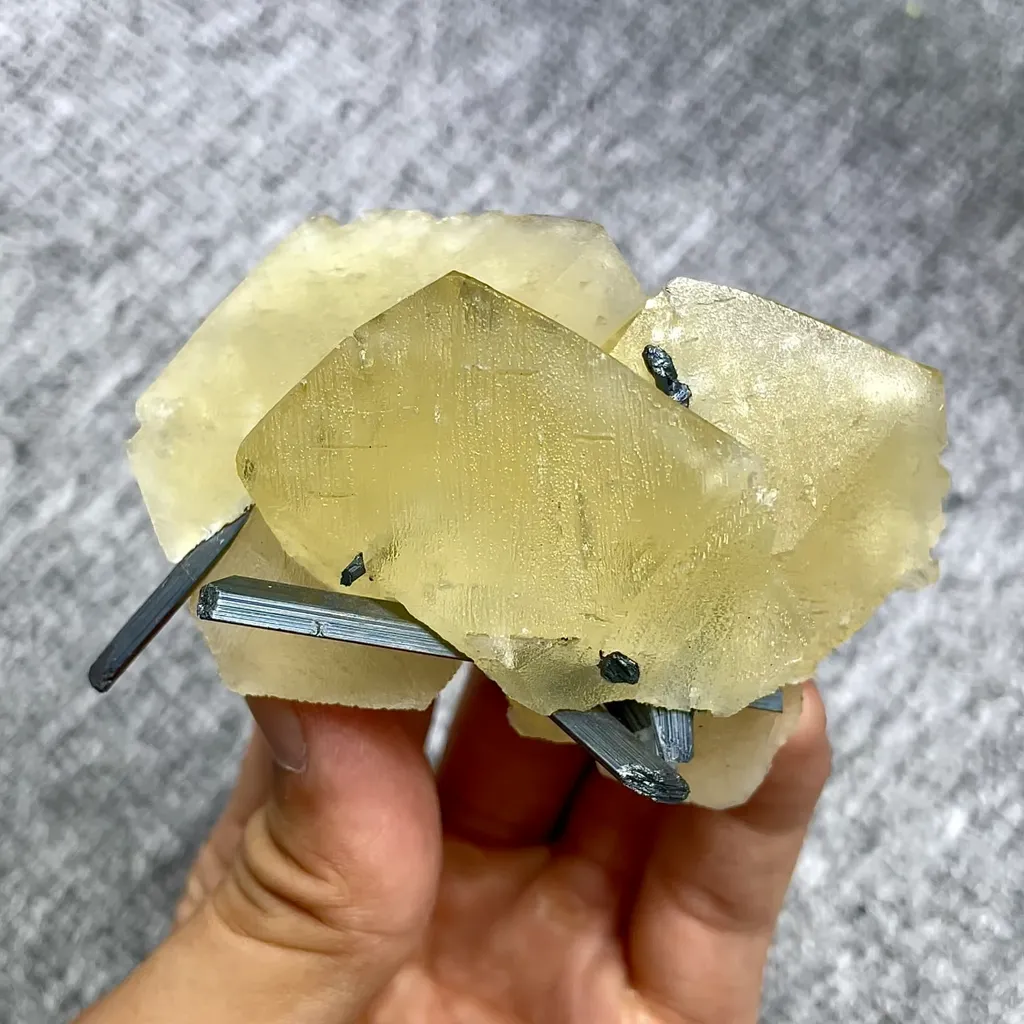 Natural Yellow Calcite and Stibnite Symbiosis comes from Fujian,China 80*50*30MM image