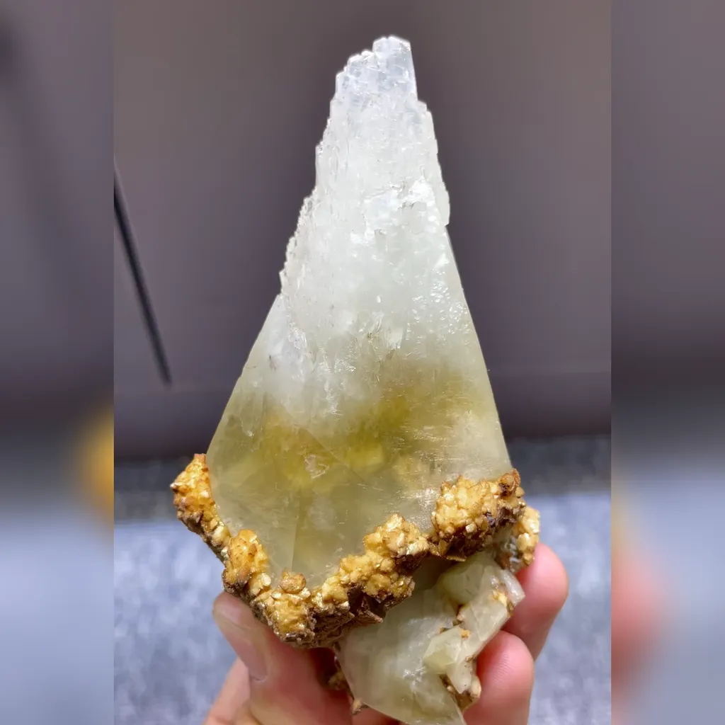 Natural Yellow Calcite comes from Daye,Hubei 60*55*110MM image