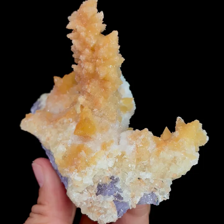 Natural Yellow Calcite, Mineral Specimen:Yunnan,China (100*70*60MM) - image 3