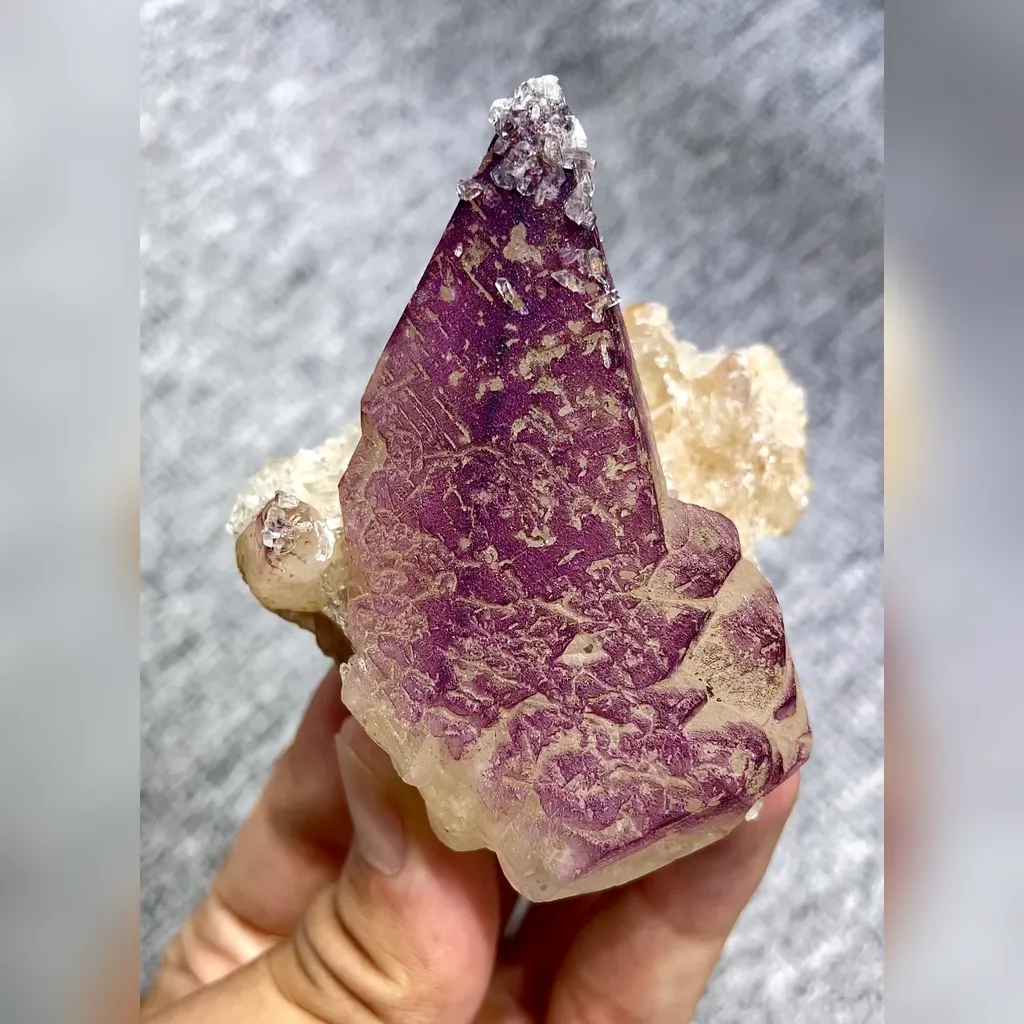 Natural Yttrium Fluorite and Calcite Symbiosis comes from Guizhou,China 60*70*35MM image
