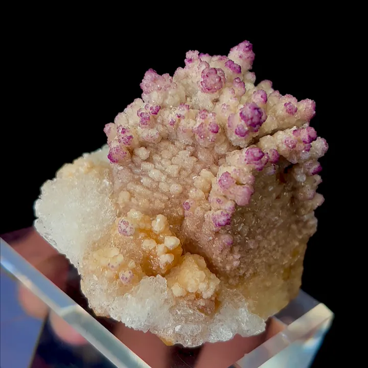Natural Yttrium Fluorite, Mineral Specimen:Guizhou,China (55*45*55MM) image