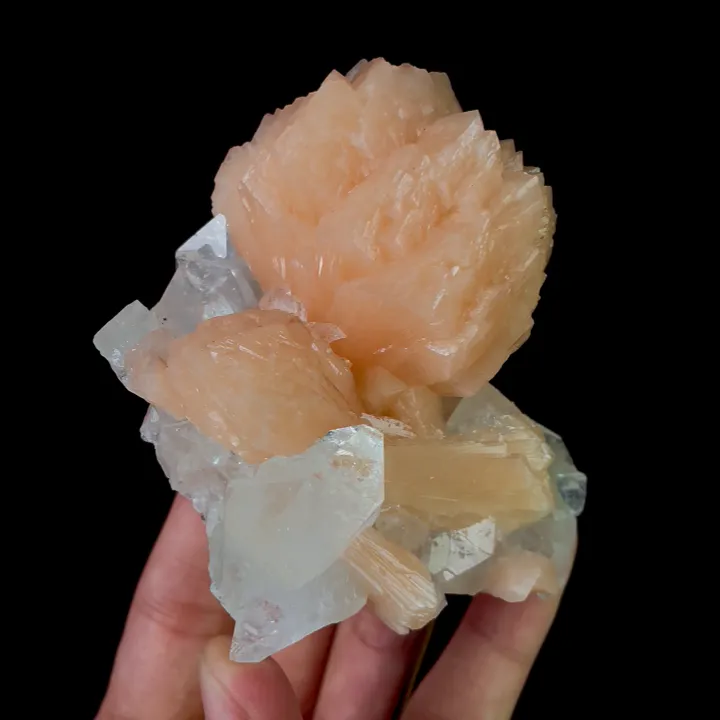 Natural Zeolite, Mineral Specimen: India (75*85*50MM) image