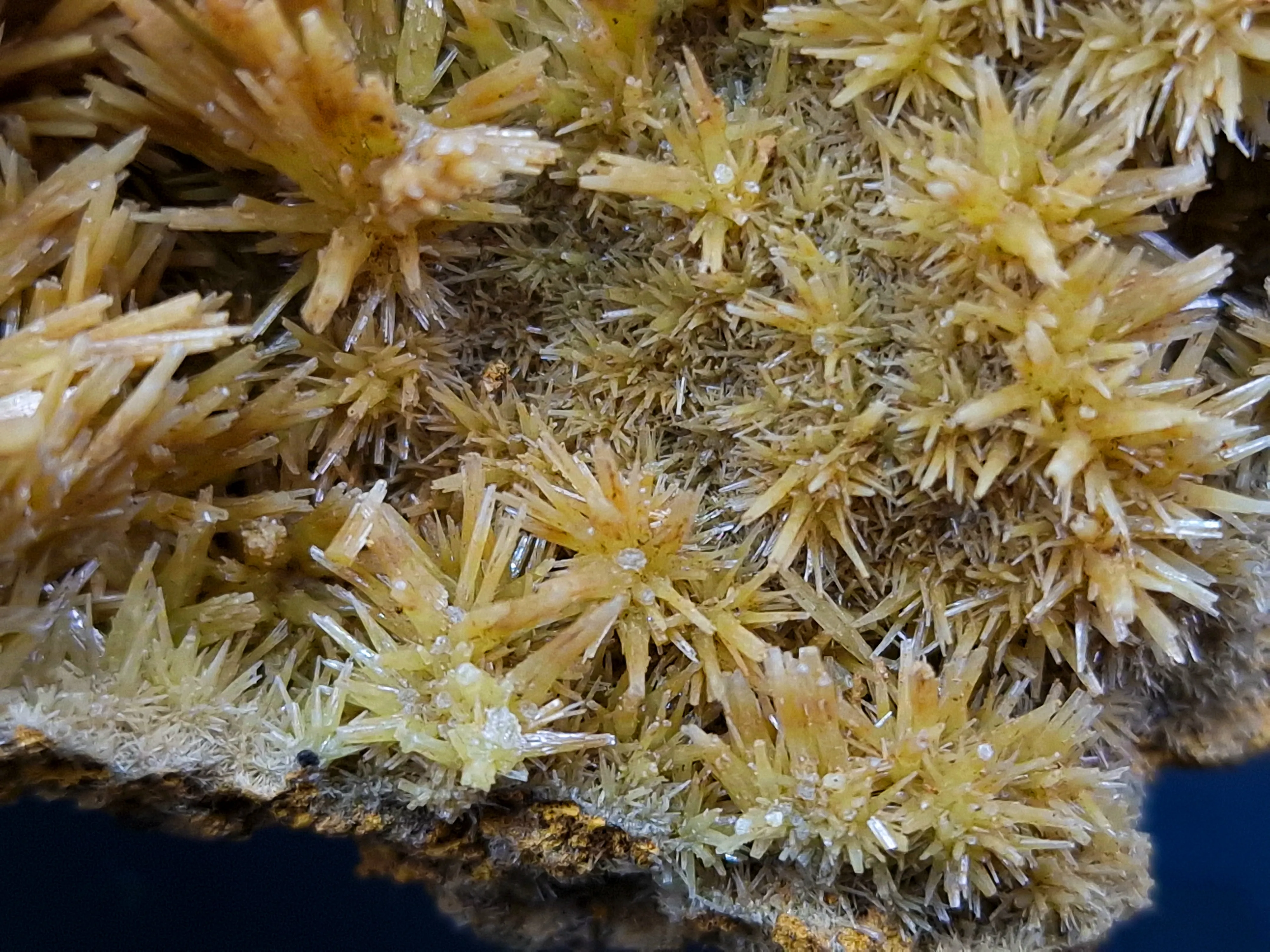Needle pyromorphite - image 3