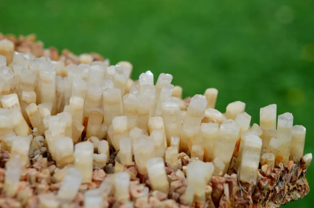 Neoformation gypsum 906 grams - Nancy, Meurthe-et-Moselle, Grand Est, France - image 4