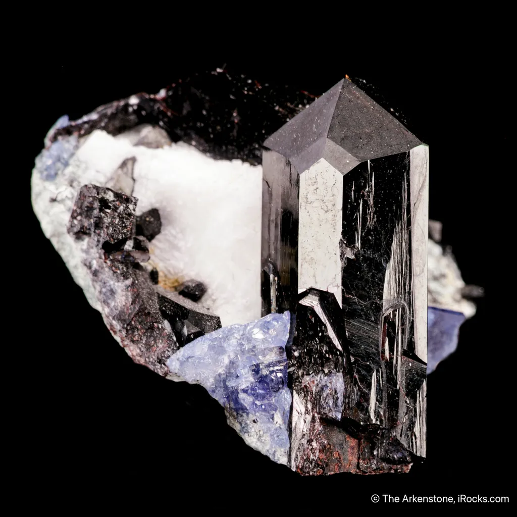 Neptunite - image 4