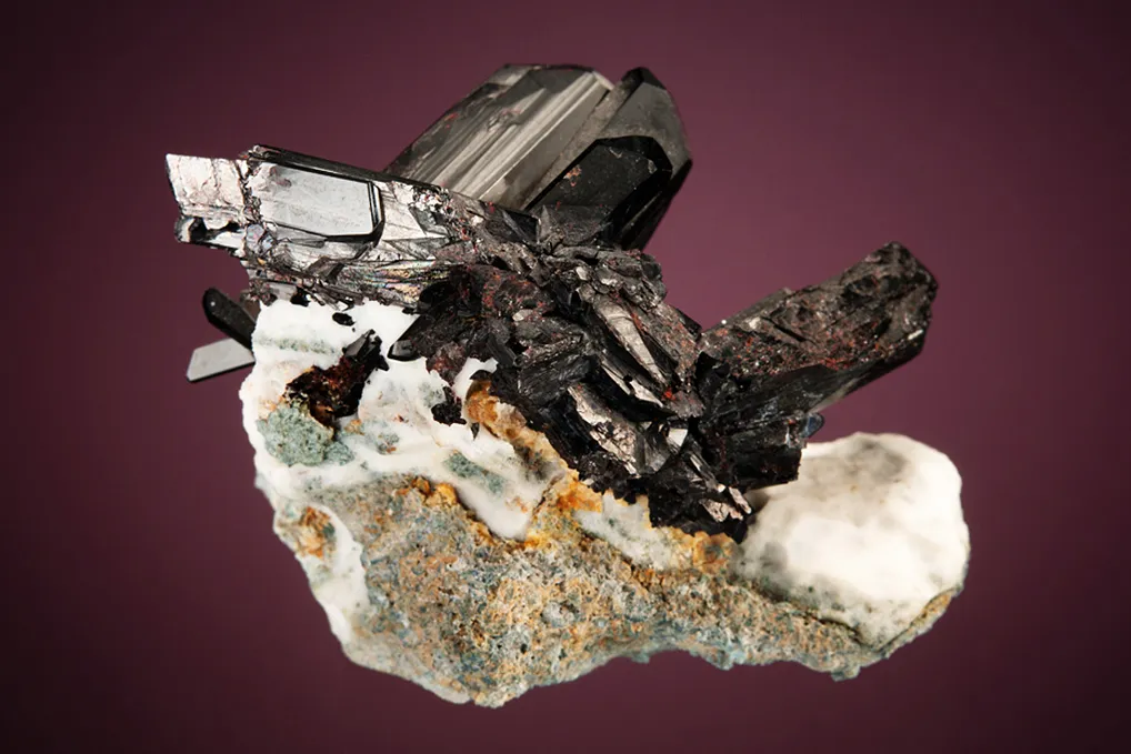Neptunite - image 3