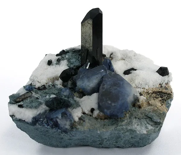 Neptunite, Benitoite image