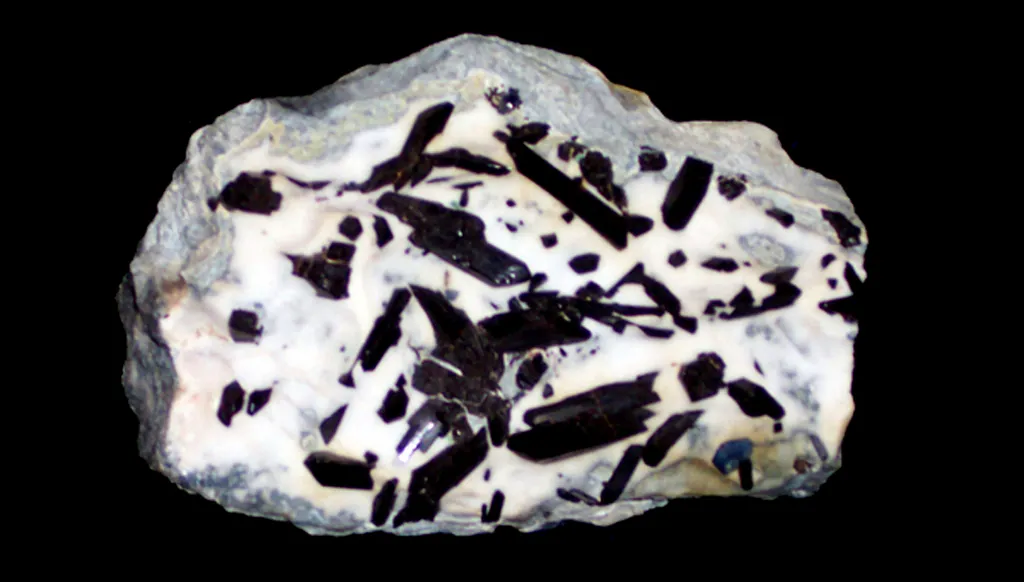 Neptunite , California, San Benito County, Benitoïte Gem Mine; Dallas Gem Mine area, San Ben, USA image